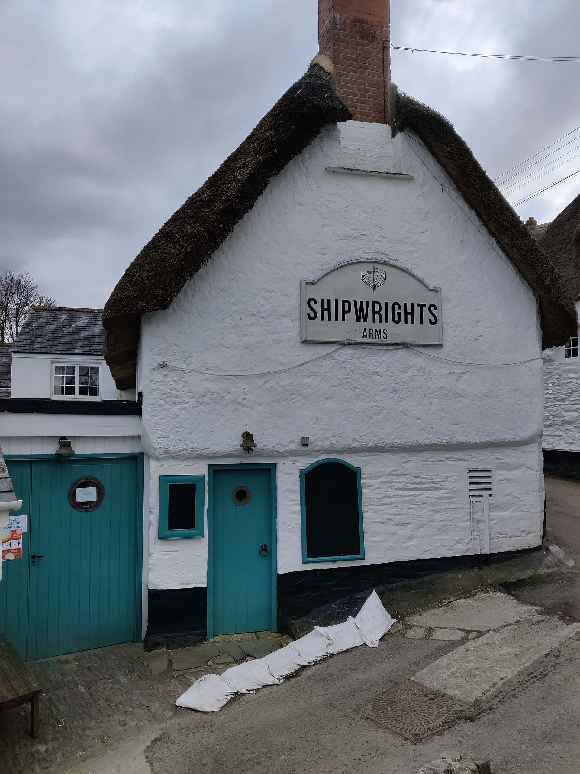 Helford Village Pub