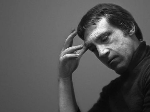 18 ноября | 18:00 | 12+ | Стихи с табуретки. Поэтический вечер «...пятками по лезвию ножа...»