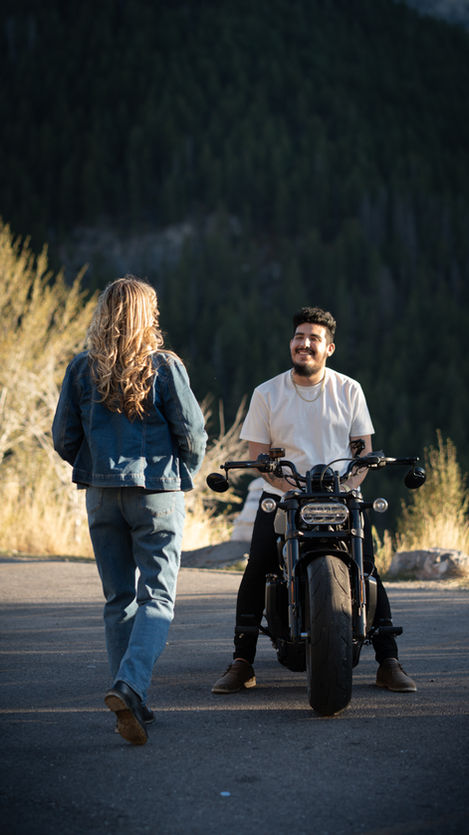 Luis + Kayley Maternity -47.jpg