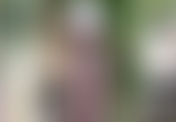 Unpacking the Mystery: How Secondhand Clothing Can Still Be New with Tags