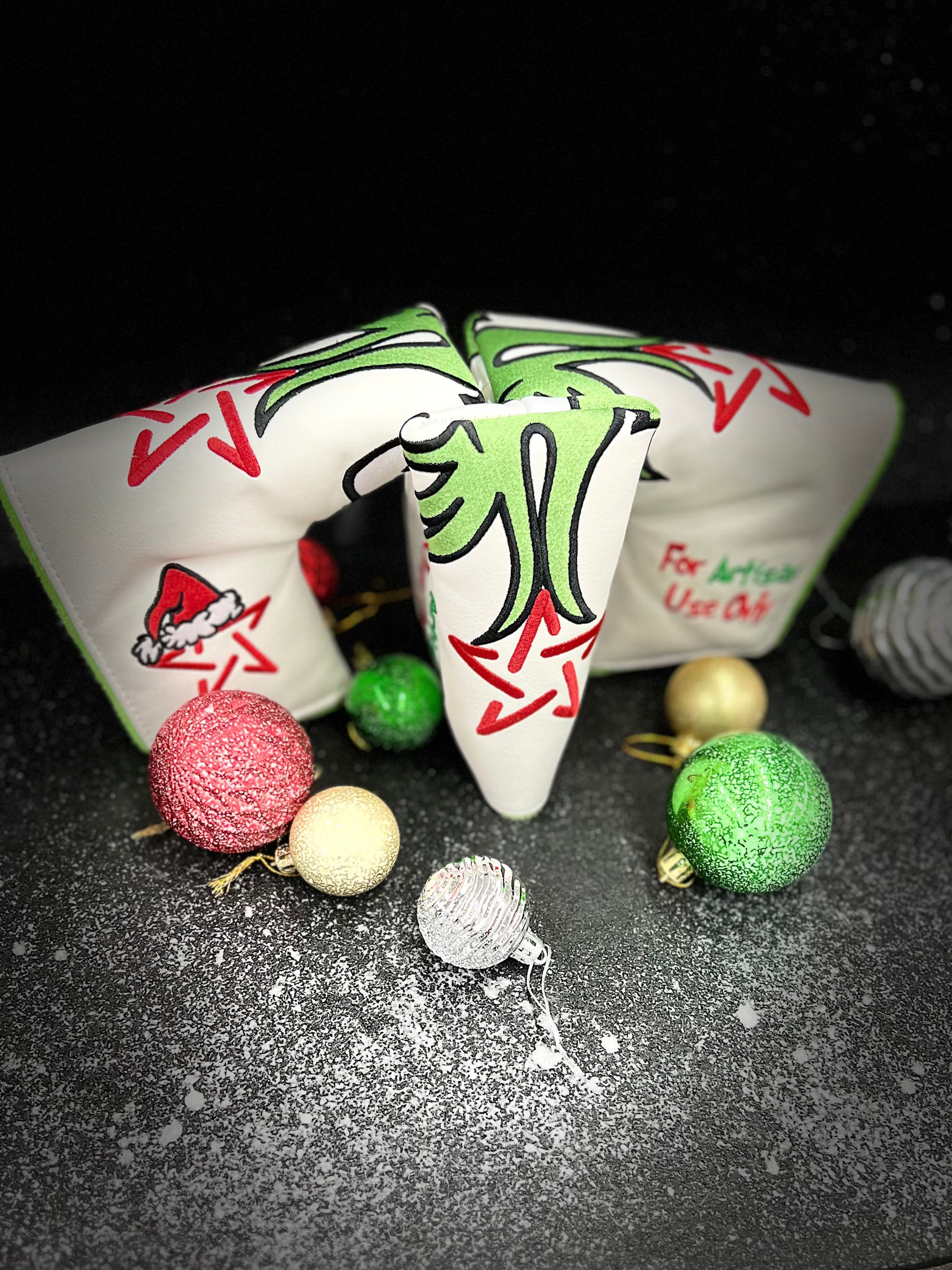 Artisan Grinch Blade Putter Cover