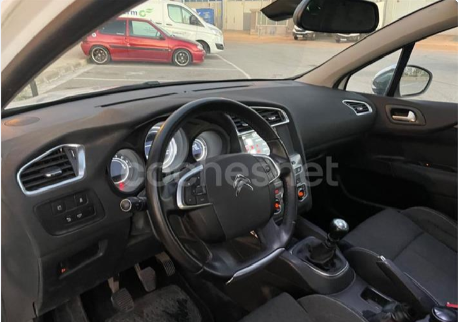 Miniatura: Citroën C4