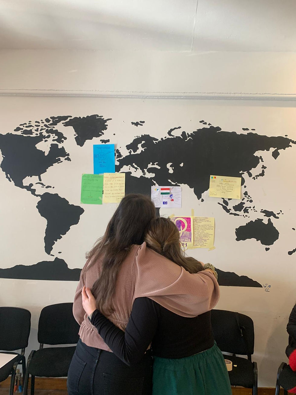 Let the Light Shine: our Erasmus+ journey in Kalamata