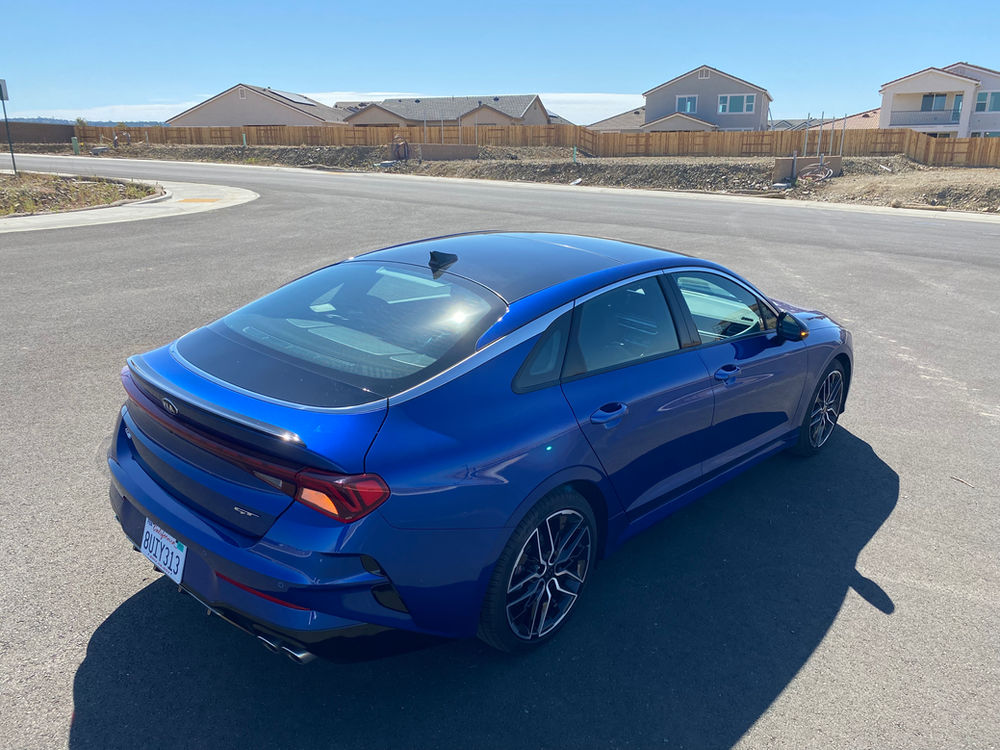 Kia k5 blue