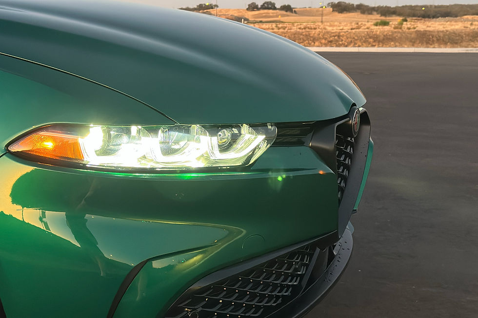 2025 Alfa Romeo Tonale headlights