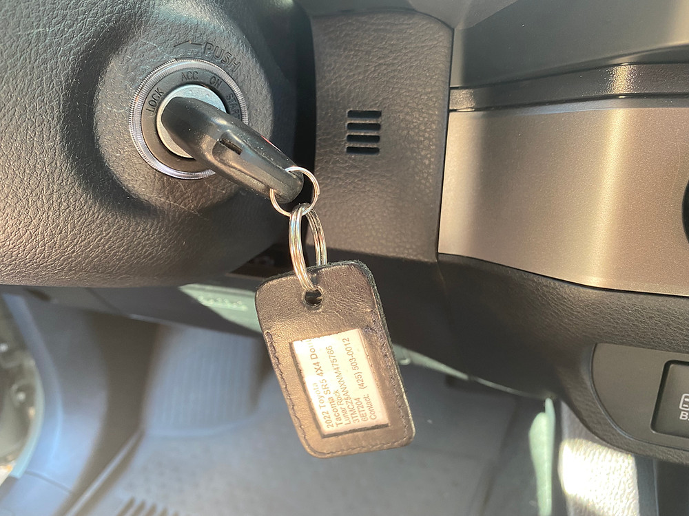 2022 Toyota Tacoma SR5 4X4 Double Cab ignition key