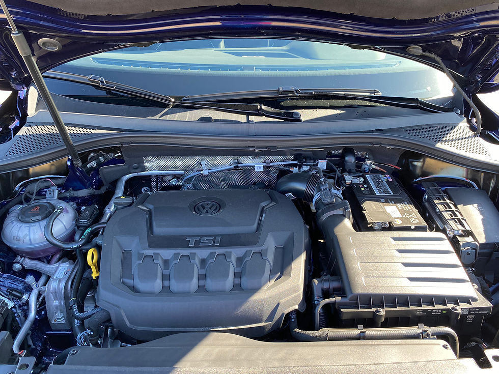 2022 Volkswagen Tiguan SEL 4MOTION engine