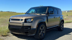 2025 Land Rover Defender 110