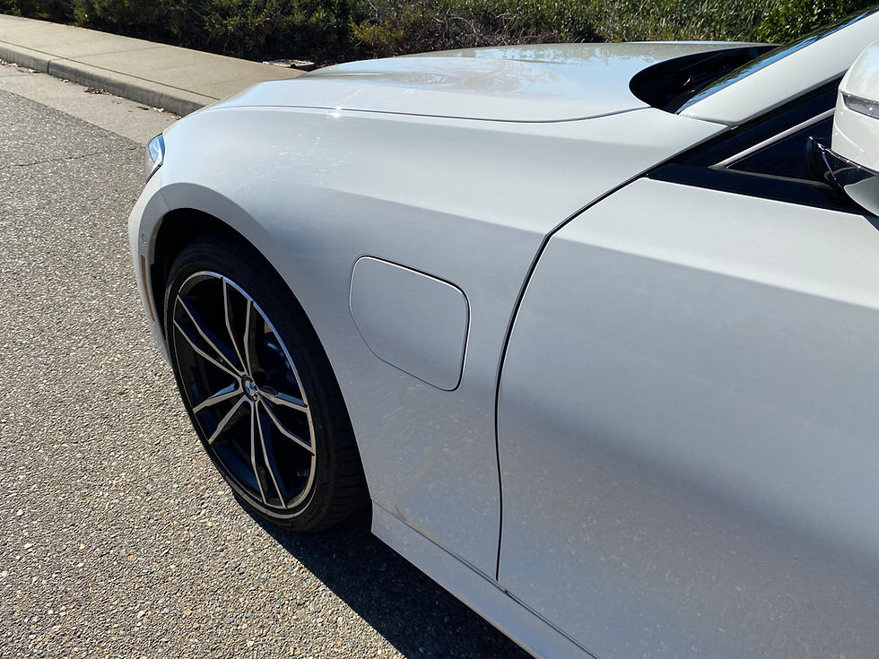 2021 BMW 330e charge port door