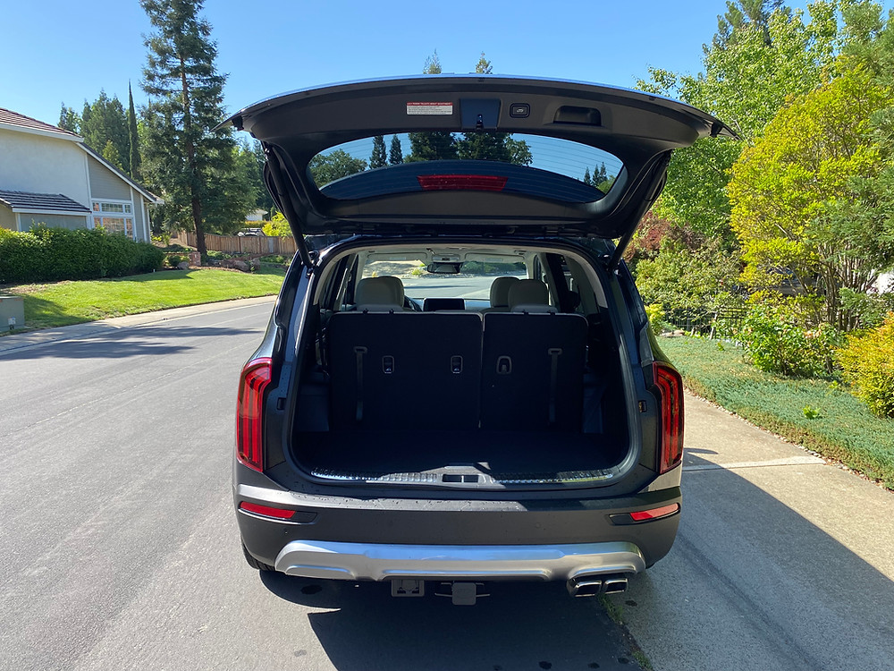 2022 Kia Telluride SX V6 AWD rear liftgate open