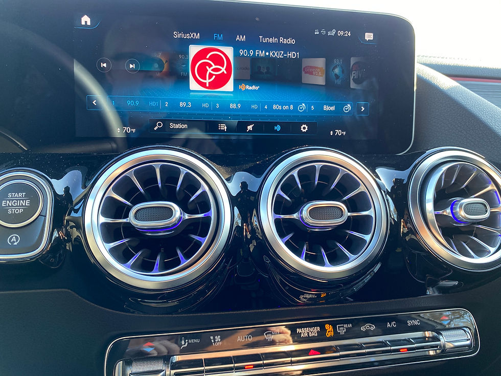 2021 Mercedes-Benz GLA 250 infotainment and HVAC