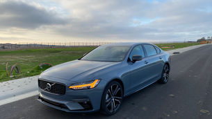 For Want of an Interface: The 2022 Volvo S90 B6 AWD R-Design