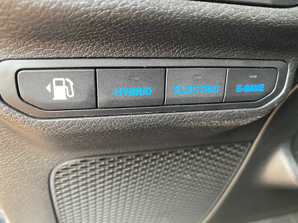 2021 Jeep Wrangler Unlimited Sahara 4XE controls