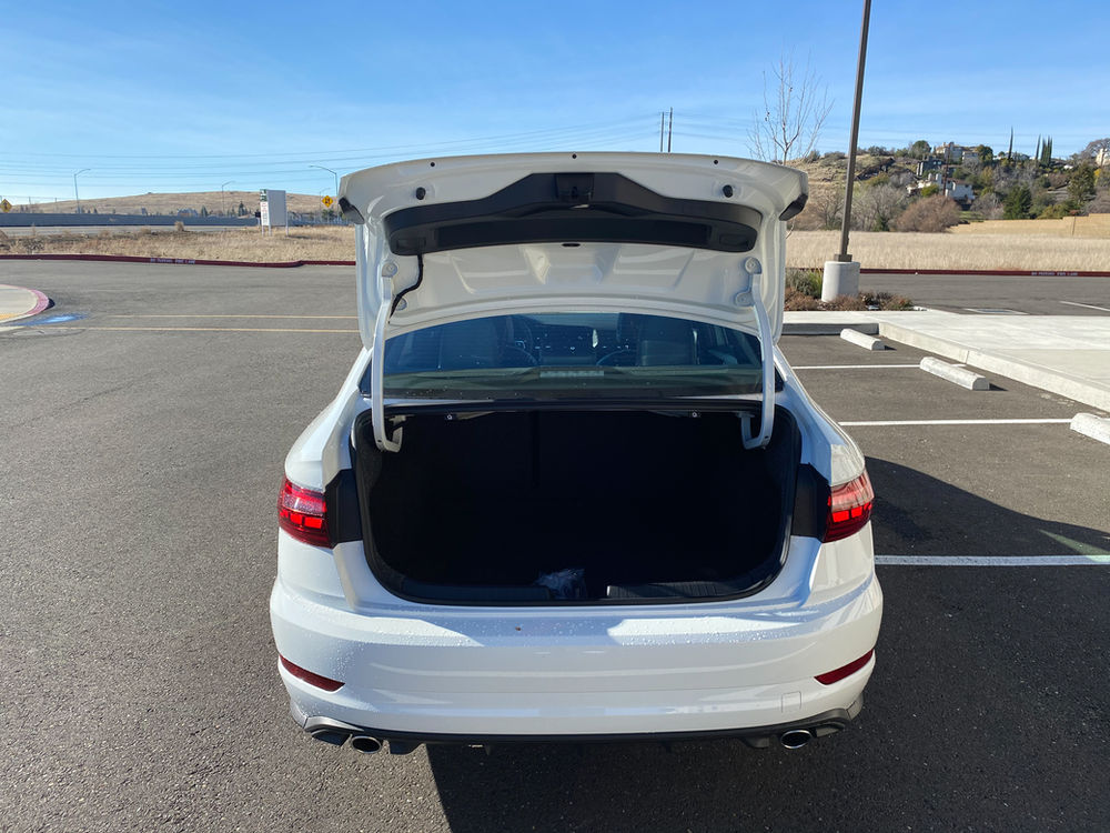 Fahrvergnugen for the Family: The 2021 Volkswagen Jetta GLI Autobahn