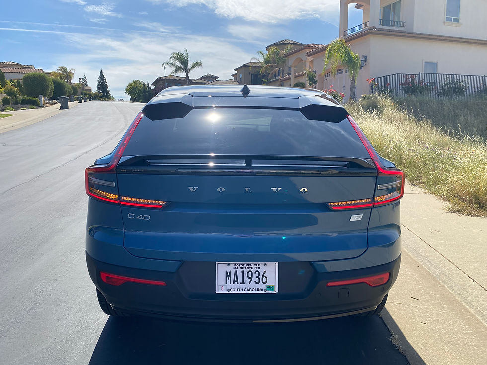 2022 Volvo C40 Recharge Twin Ultimate rear view