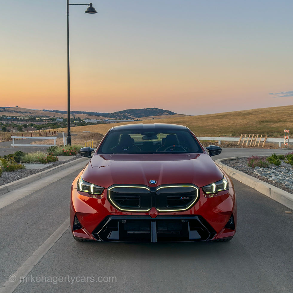 2025 BMW M5 front view