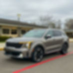 2025 Kia Sorento PHEV front 3/4 view
