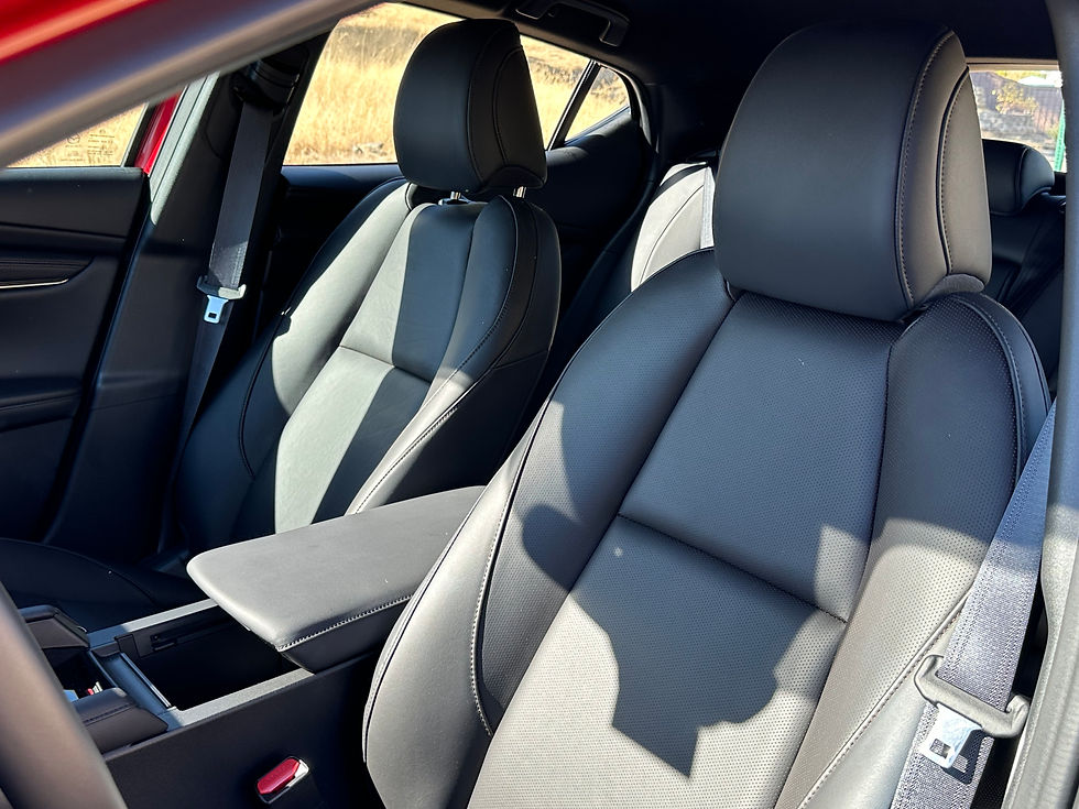 2023 Mazda 3 2.5T Hatchback front seat detail