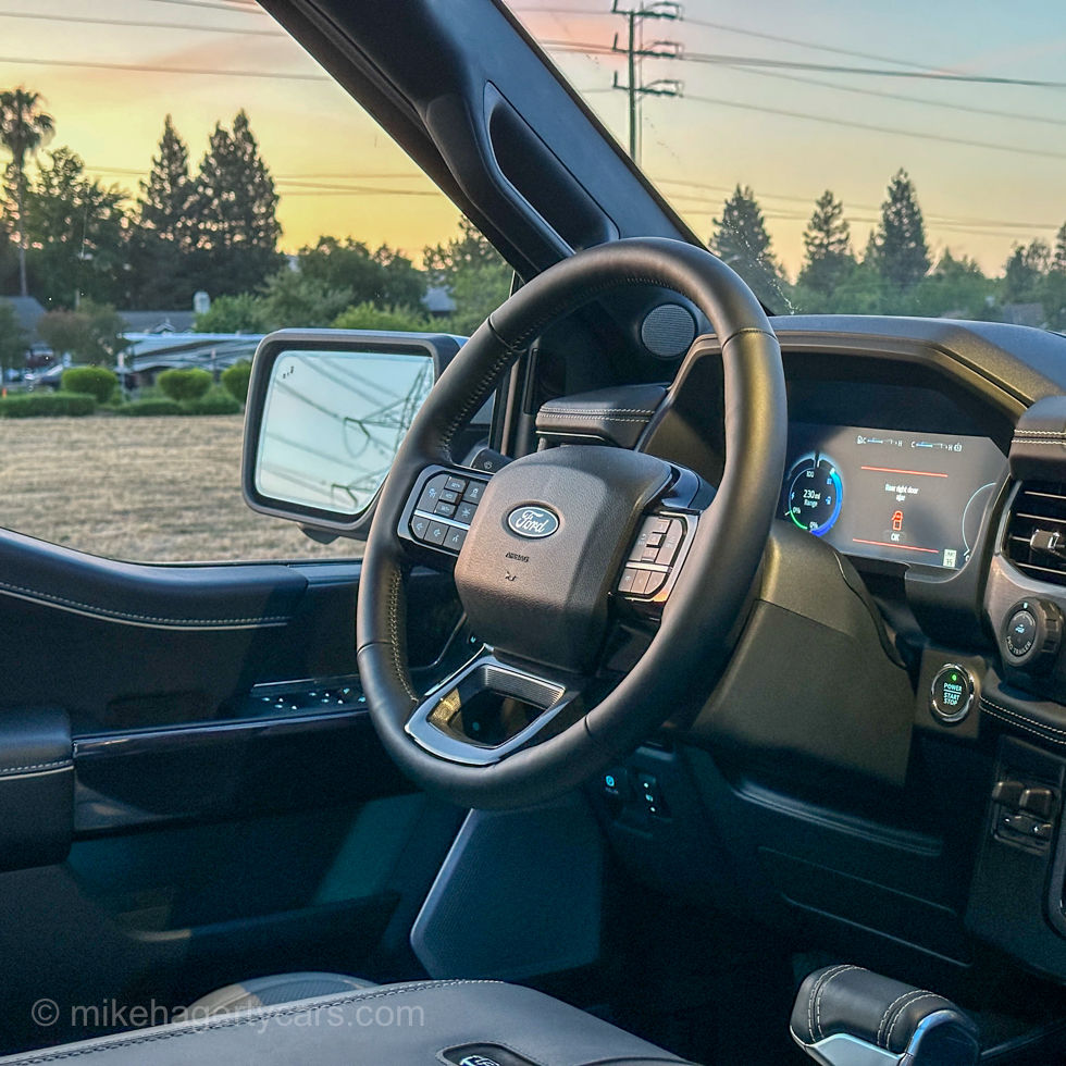 2025 Ford F-150 Lightning steering wheel