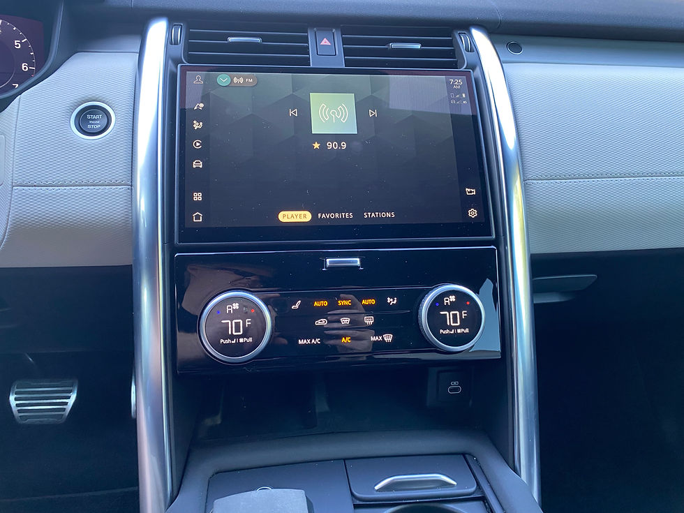 2021 Land Rover Discovery R Dynamic S center stack
