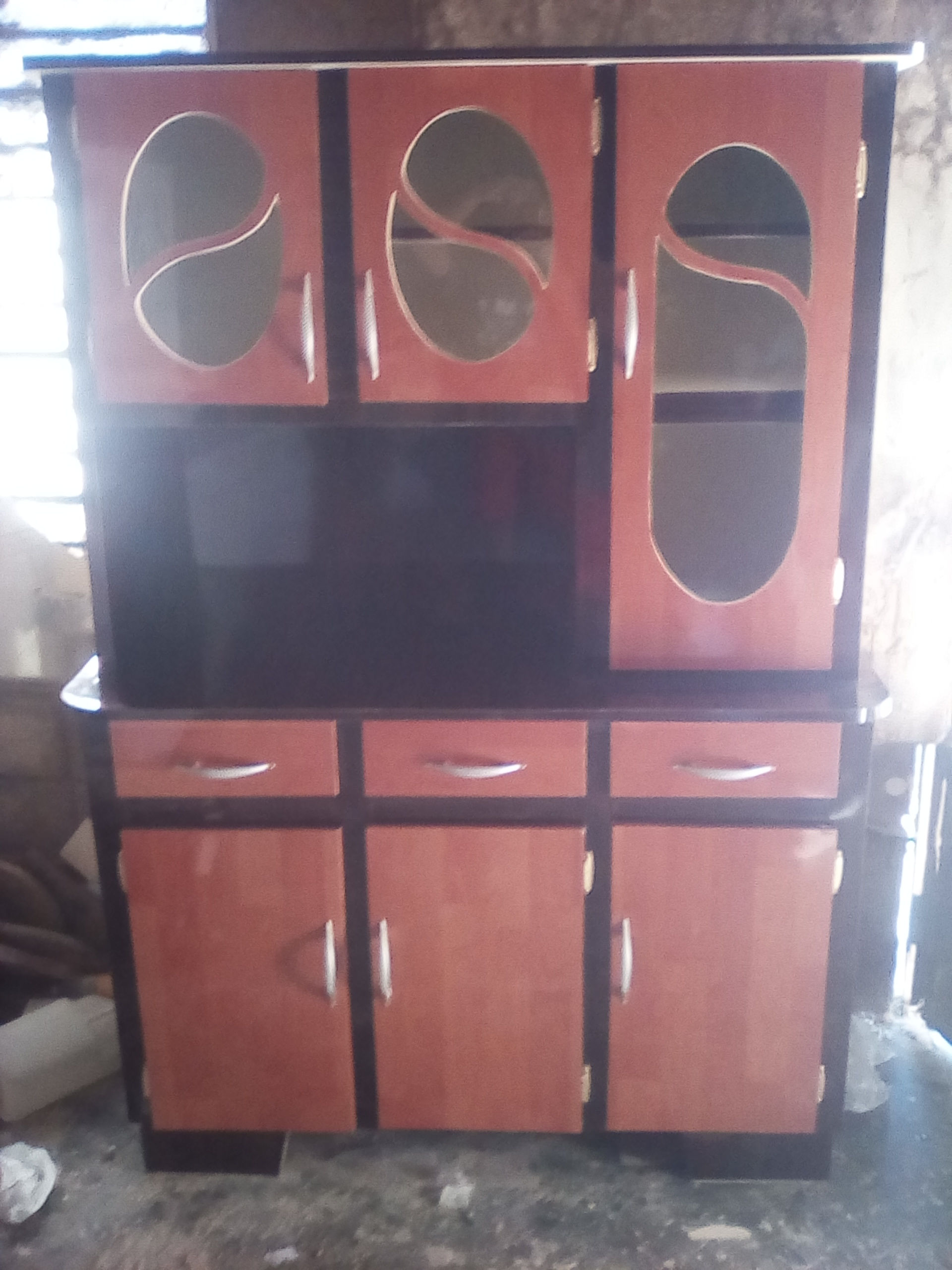 Chinero de 3 Puertas/1Larga