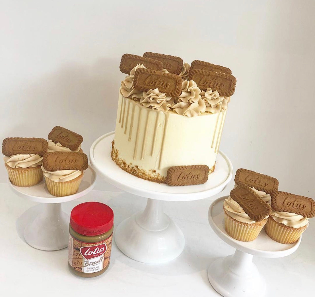 Lotus Biscoff Cake