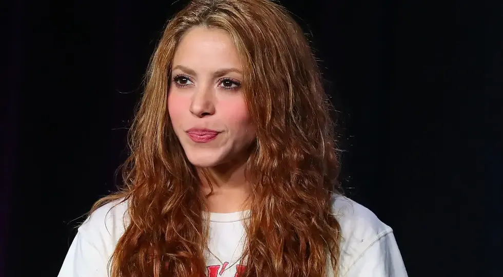 Após 7 anos, Shakira dá volta por cima no disco “Las Mujeres Ya No Lloran” com um Pop eclético e envolvente