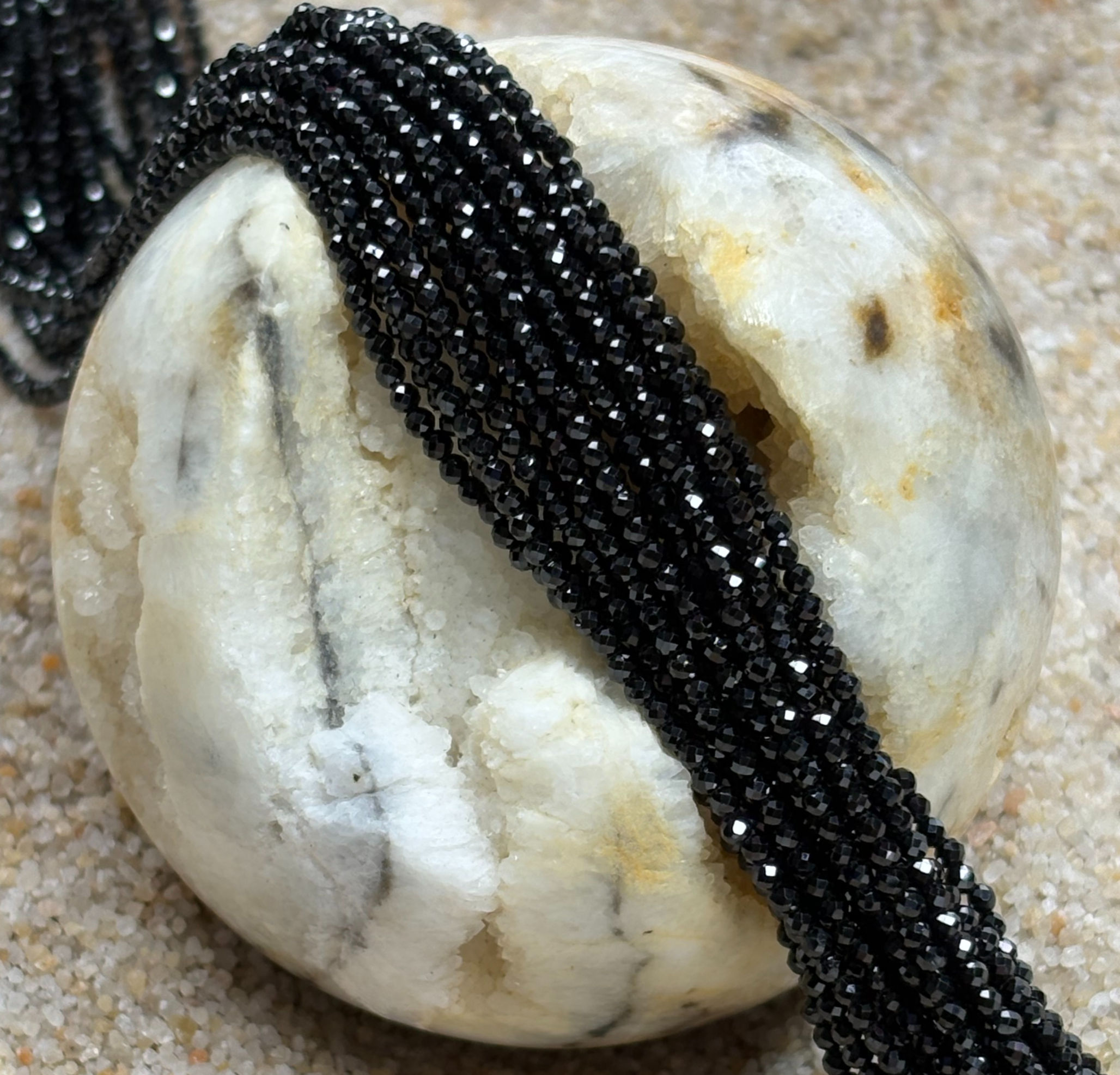 Black Spinel 1.8mm Faceted Rounds