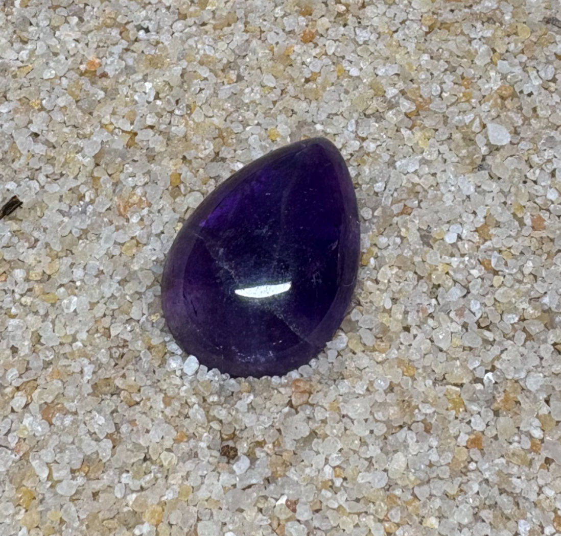 Cabochon - Amethyst Pear