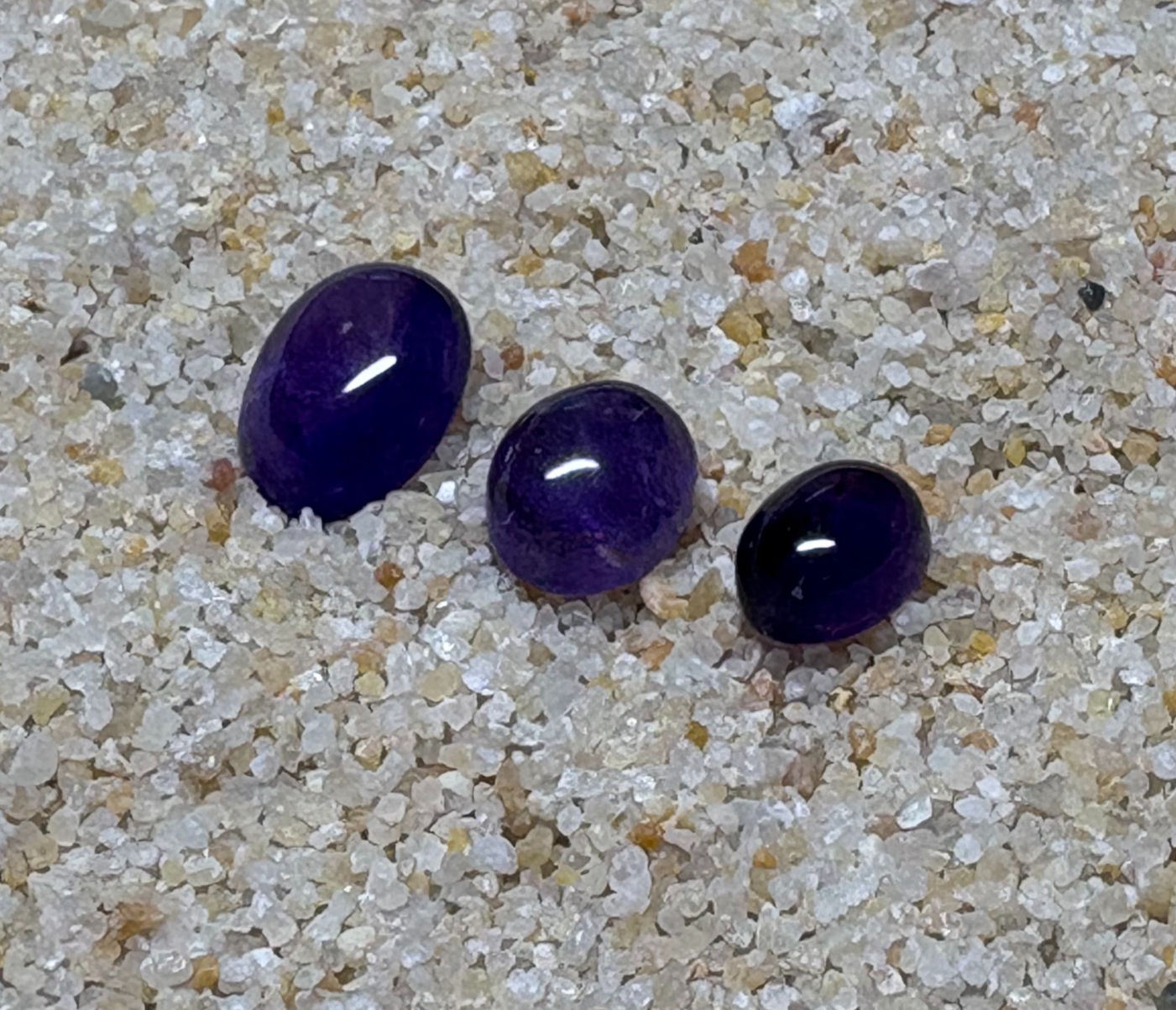 Cabochon - Amethyst Ovals