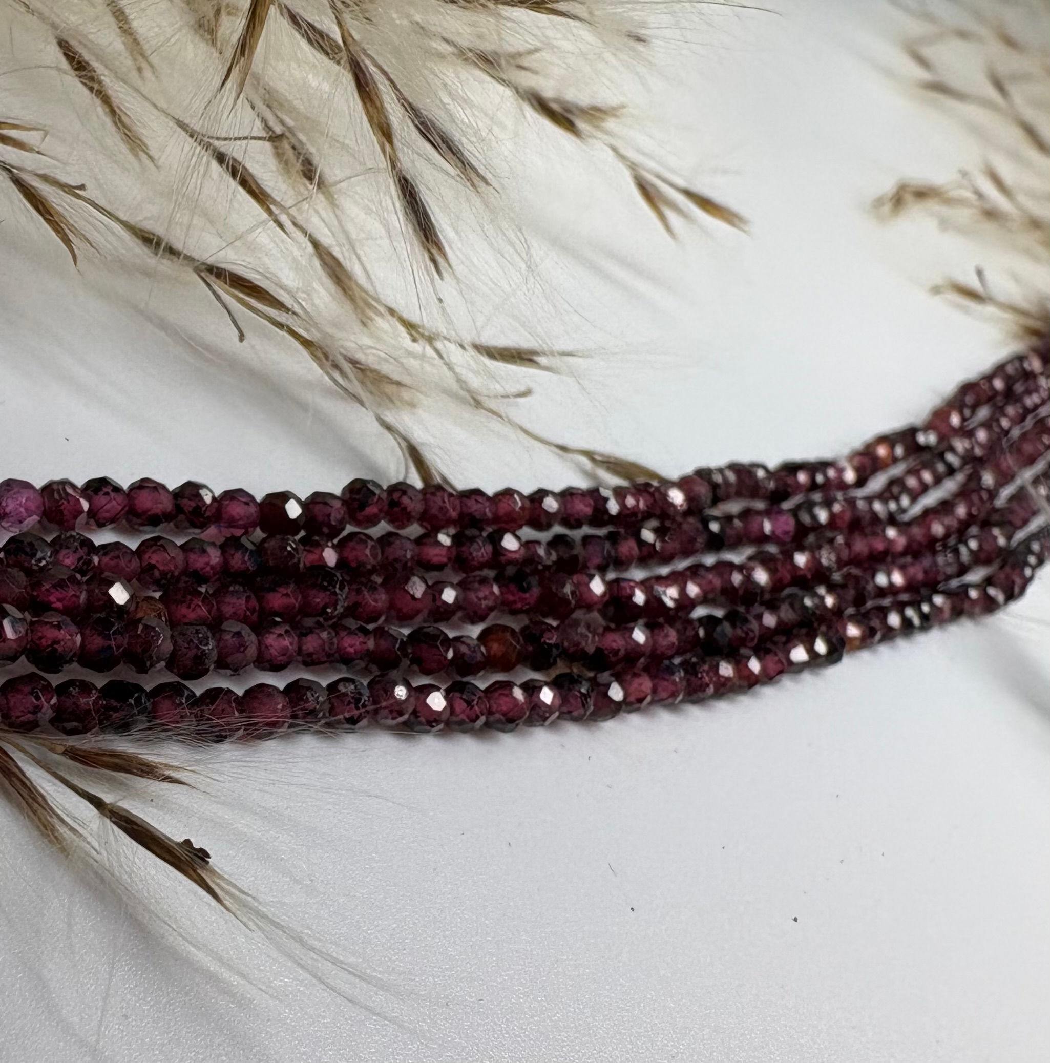 Garnet Faceted Strand 2mm: 1 Strand