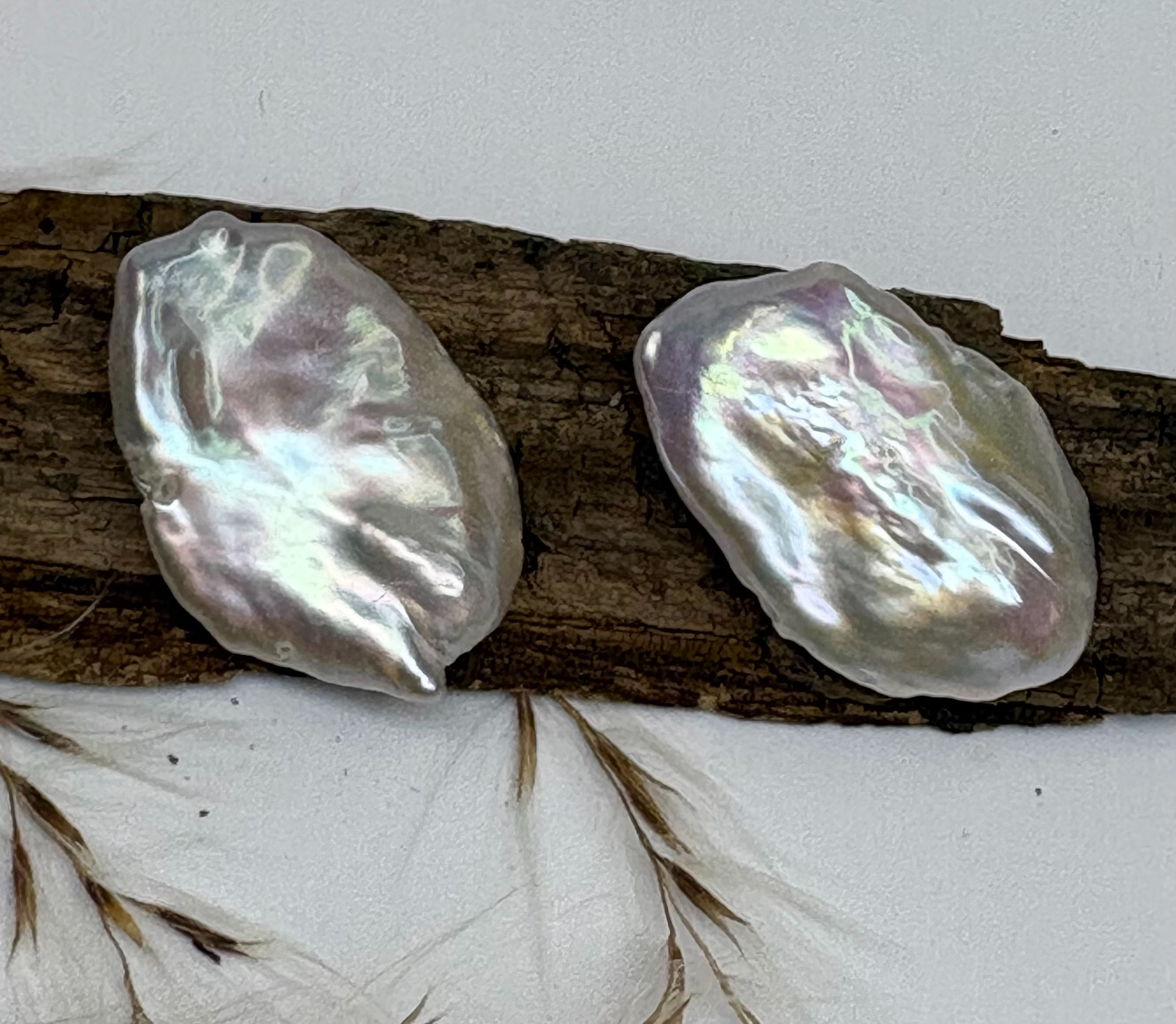 Pair of Keshi Pearls - White - 24x16mm