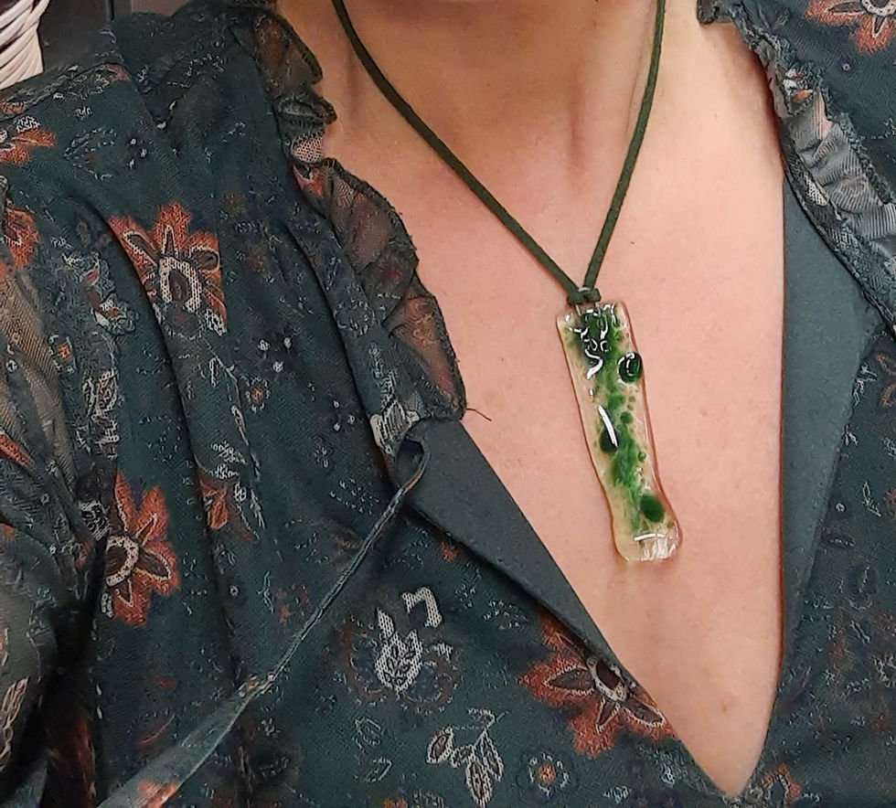 Thumbnail: glas groen hanger2