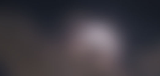幻想的な月が…