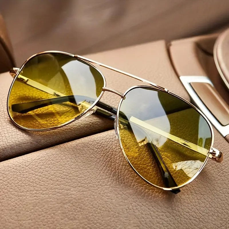 Men's Aviator Sunglasses - Metal Frame and Double Bridge Design