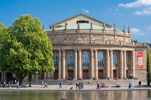 Opernhaus (Staatstheater) Stuttgart im Oberen Schlossgarten