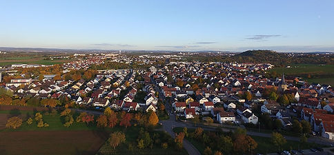 Panoramablick über Tamm, Ort und Landschaft