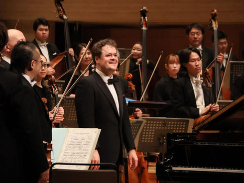New video: Britten with NHK/Järvi