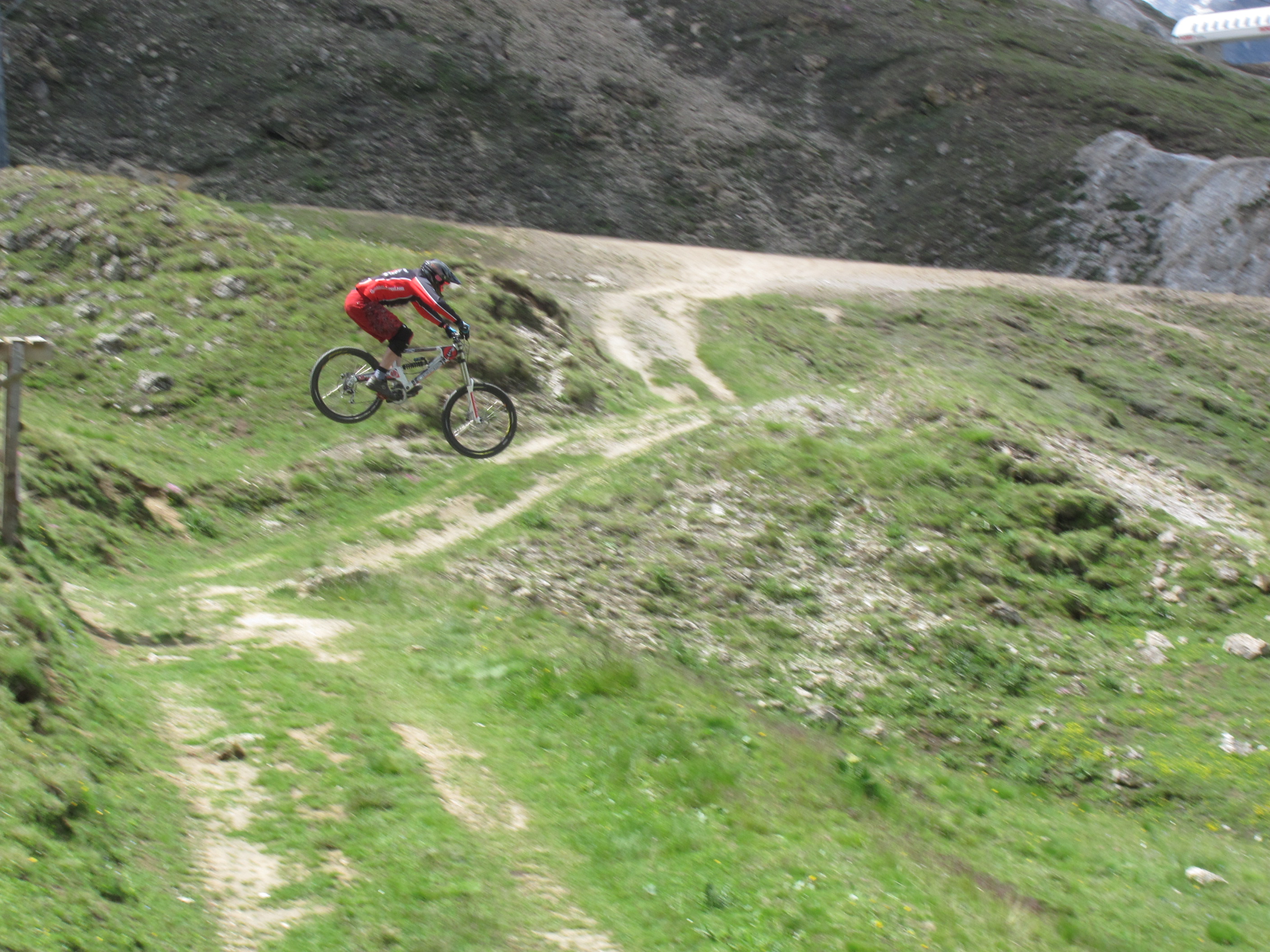 white room mtb