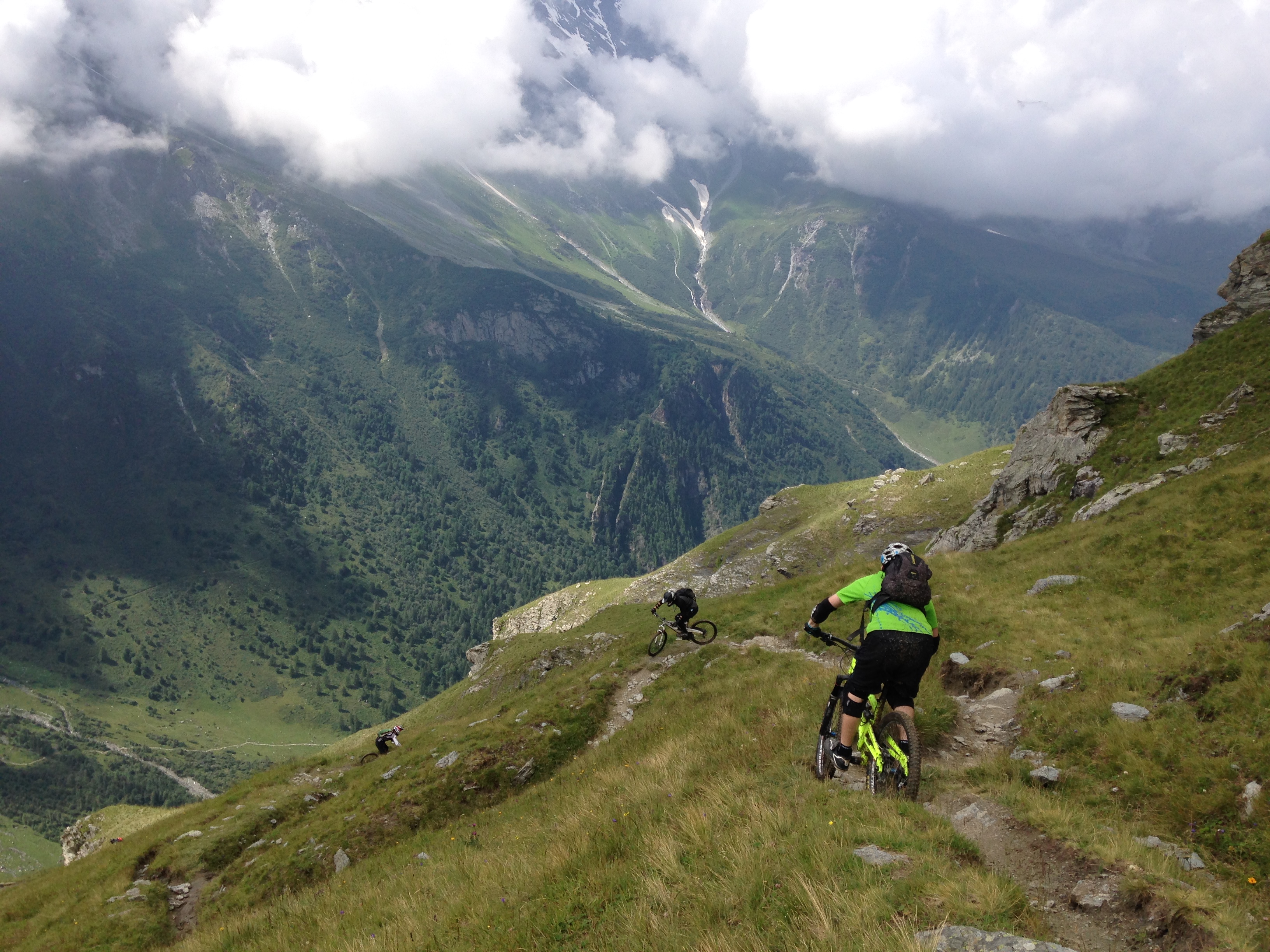 white room mtb