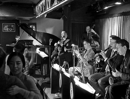 Glenn Crytzer's Savoy Seven at Swing 46