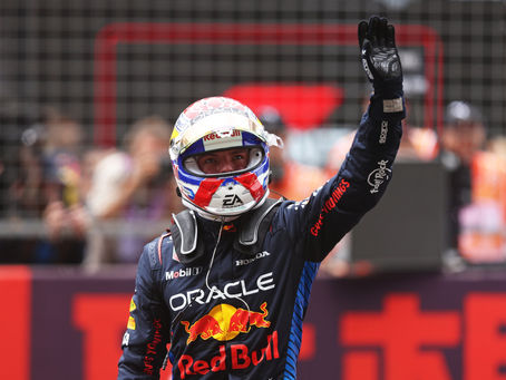Verstappen domina en Shanghai y se queda en con la pole