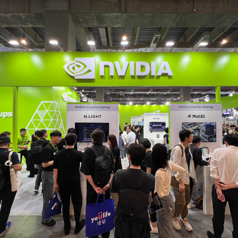 2026 Computex 黃仁勳星光大道旁的感動