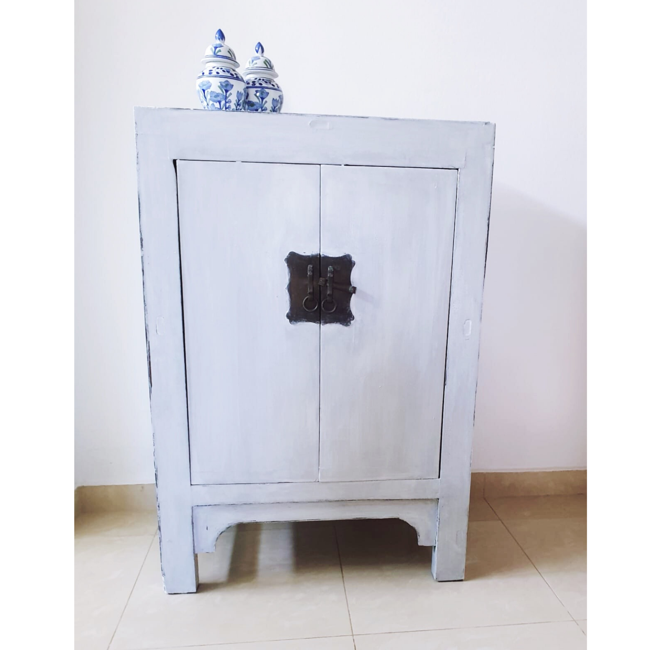 Two tone colourwash