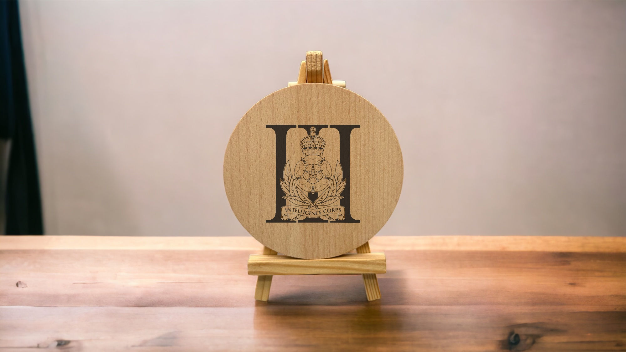 3MI - 6 Wooden Coasters & Wooden Holder