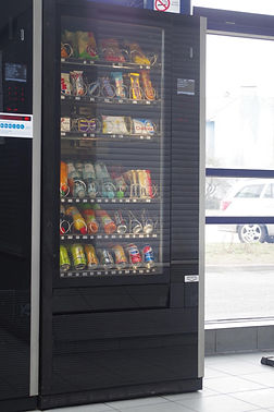 Automat do napojów i przekąsek na wynajem