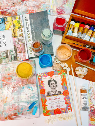 White Noise: An encounter, a glimpse of something undefined. A moment captured in my mind