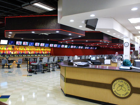 Bowling Entrance 2.jpeg