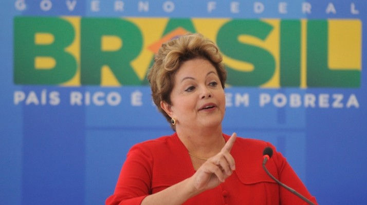 Dilma veta redução do Pis/Cofins do diesel
