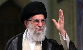 Aiatolá Khamenei elogia luta dos iranianos contra coronavírus